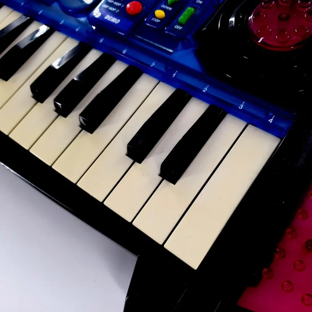 Vintage Kawasaki 37-Key Electronic Musical Keyboard Pink Blue Tested Works